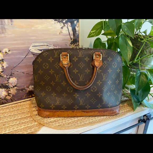 SOLD✨AUTHENTIC Louis Vuitton Alma PM✨ LV bag - Picture 13 of 14